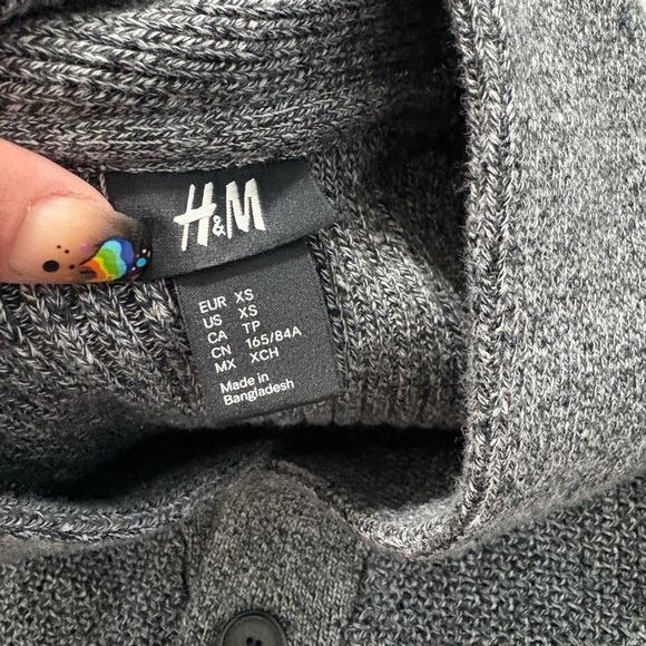 H&M Shawl Collar Button-Up Cardigan - Women’s XS - Picture 5 of 5